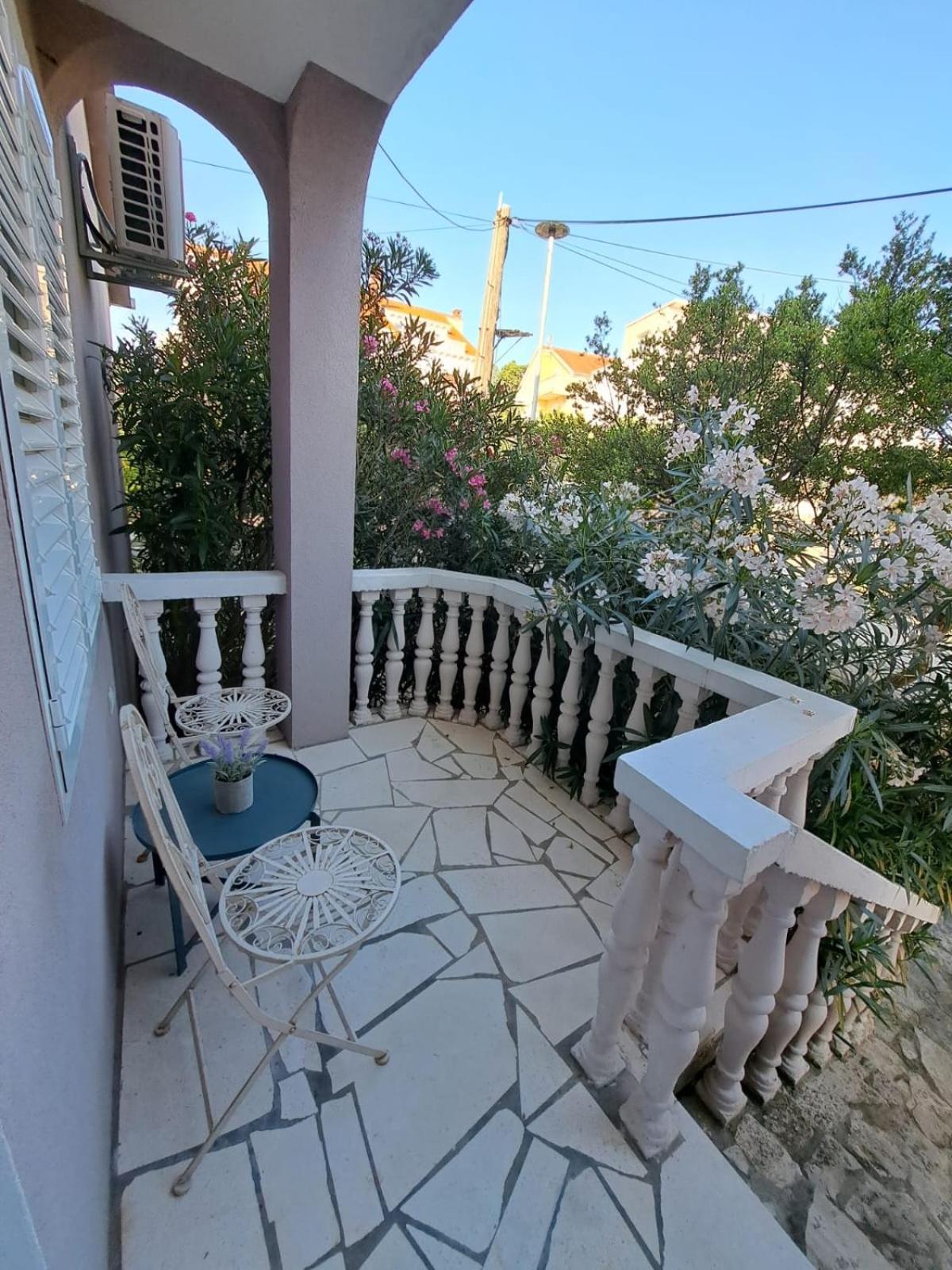 Spacious Apartment Amaros Korčula Exteriör bild